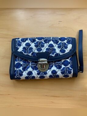 Vera Bradley Blue and White Quilted Floral Wristlet with Turn-Lock